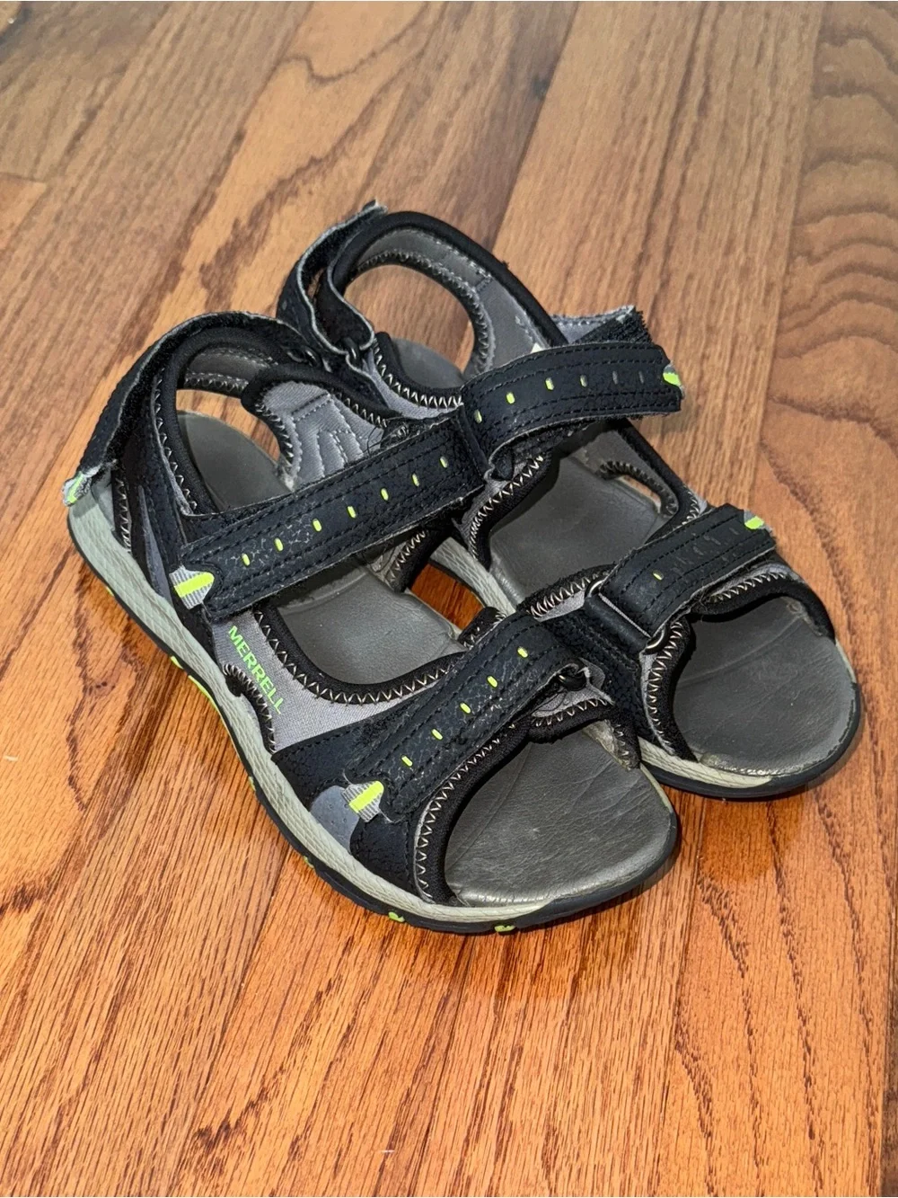 Merrell Kids Panther Gray Black Strappy Velcro Shoes Sandals Size 2
